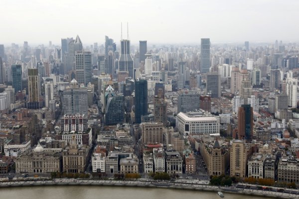 巨人配资 报馆街、香粉街、书店街：从汉口路变迁看上海百年近代史