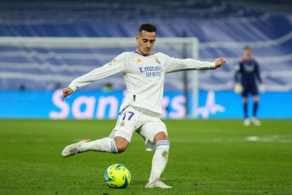 悦来网 罗马诺：皇马未与巴斯克斯商谈续约，球员可能世俱杯后离队