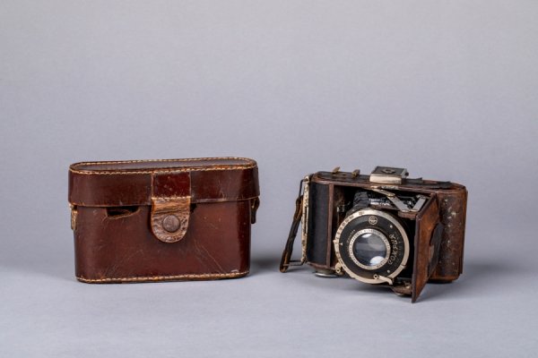 长富资本 举起相机！动！起！来！